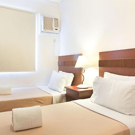 Townhouse Oak Avitel Hotel Near Osmena Highway, Pnr Pasay Station, Metro Manila Makati City Ngoại thất bức ảnh